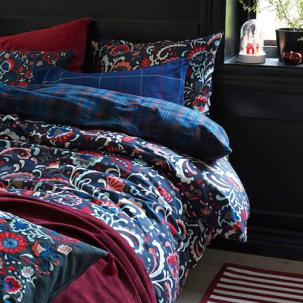 IKEA Kratten Floral Set Multi color Red, Blue, Cream Twin Duvet and Sham.
